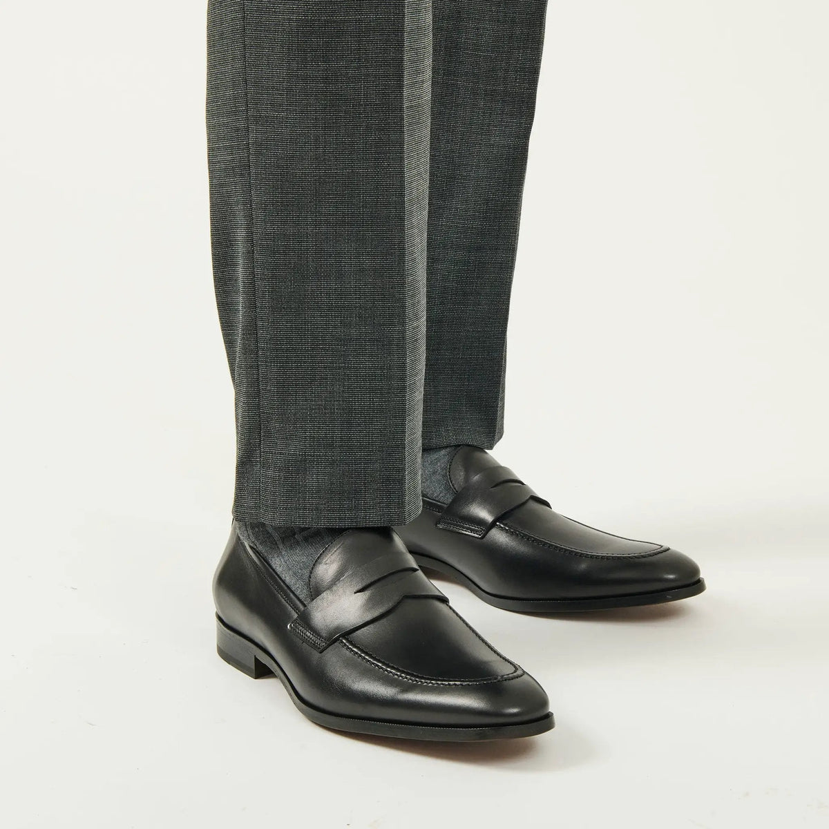 To Boot New York Tesoro Black Calf Slip-on Penny Loafer