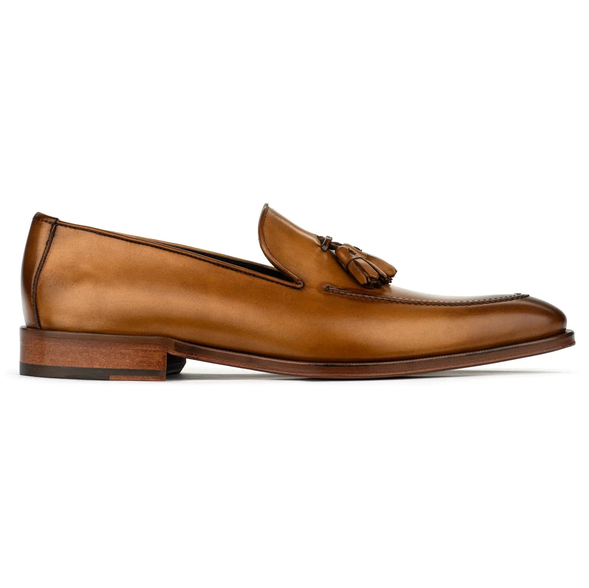 To Boot New York Maurizio Medium Tan Calf Tassel Loafer