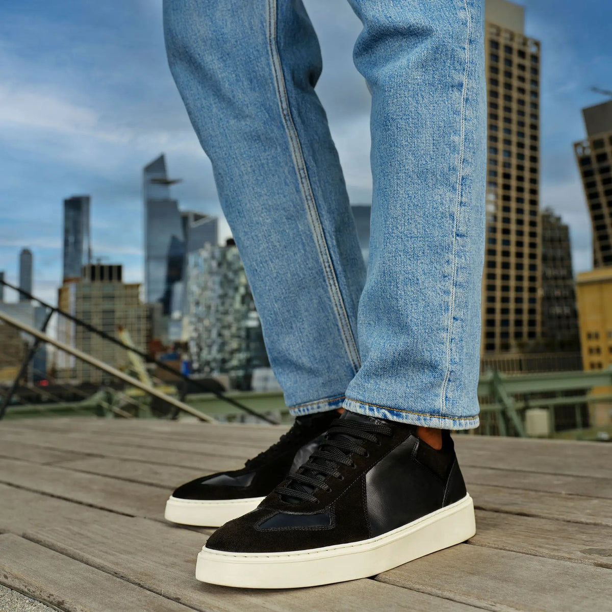 To Boot New York Oakmont Black Leather & Suede Luxury Low-Top Sneakers